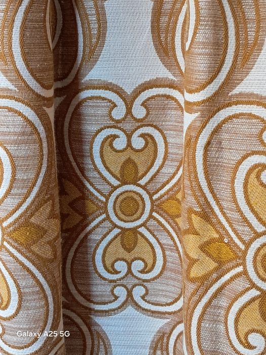 Штори  2шт. 137×245.