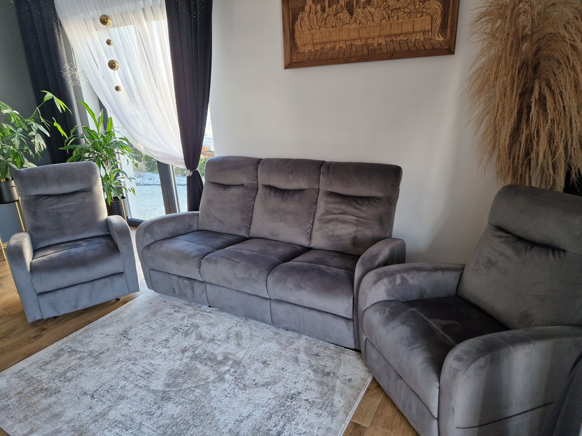 Sofa I dwa fotele z funkcją relaks