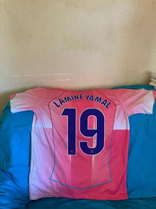 FC Barcelona 25/26 Pink Jersey