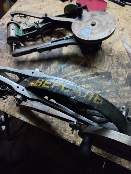 Швейная машинка.  Версаль. Для ремонта обуви. Рукавная