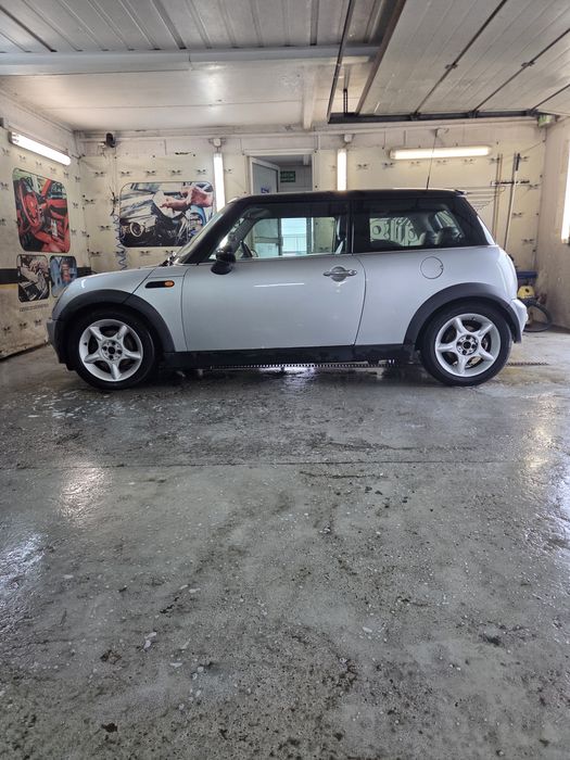 Mini Cooper 1.6 116koni 03r Klimatyzacja