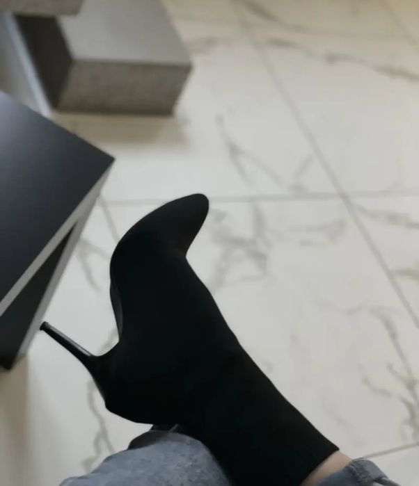 Нові жіночі ботильйони чорні 40,5 / 41