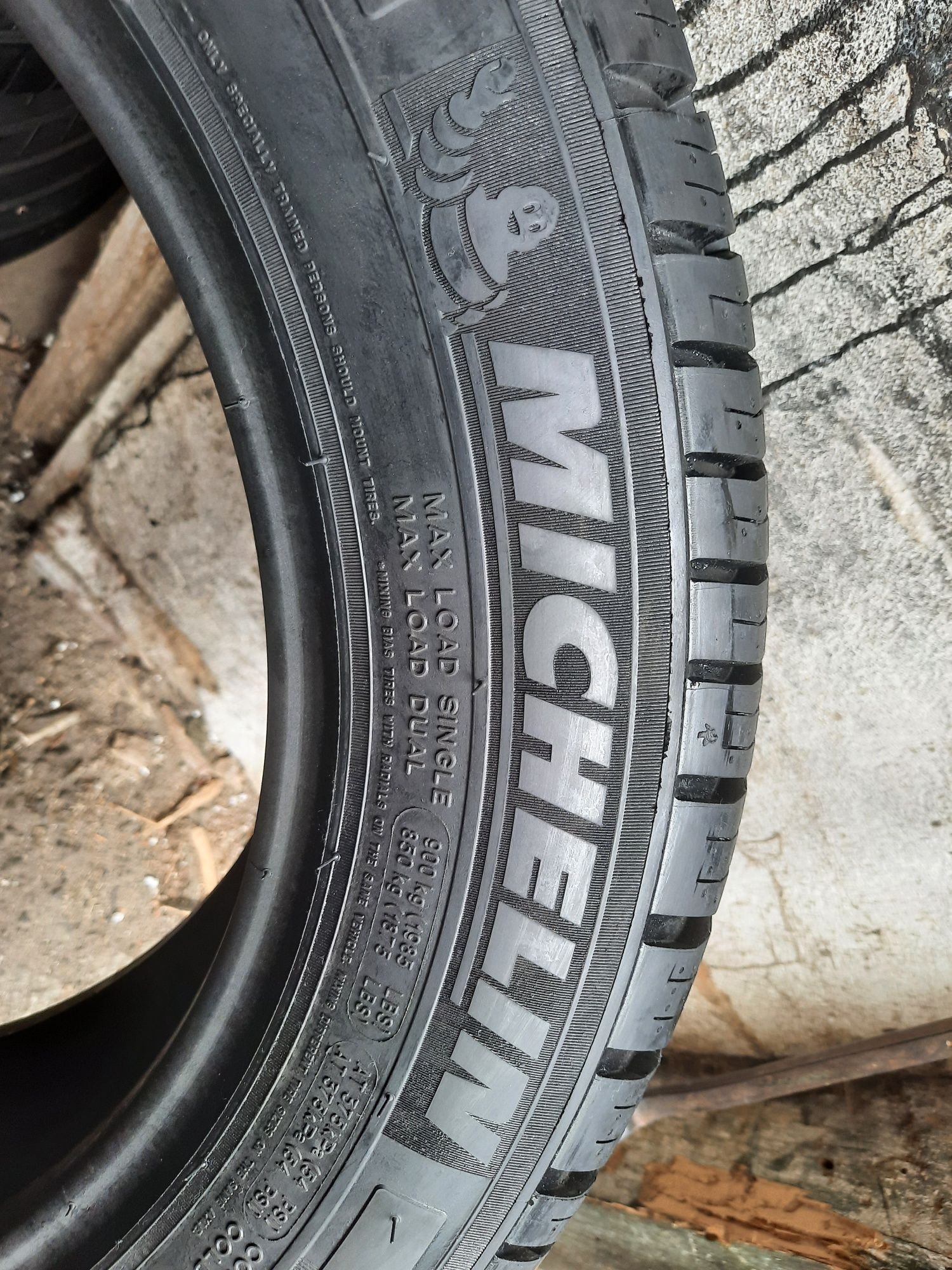 Літні шини 215/60 R17C Michelin Agilis 51 2шт. 7мм 90%