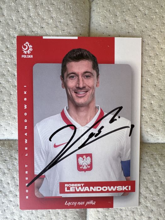 Karta z autografem Robert Lewandowski+książka+gra planszowa Mecz