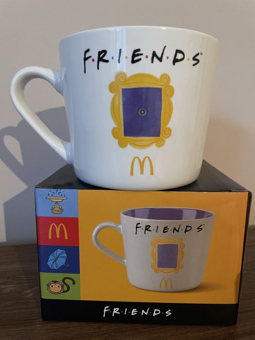 Нові оригінальні колекційні чашки присвячені ювілею серіалу Друзі.