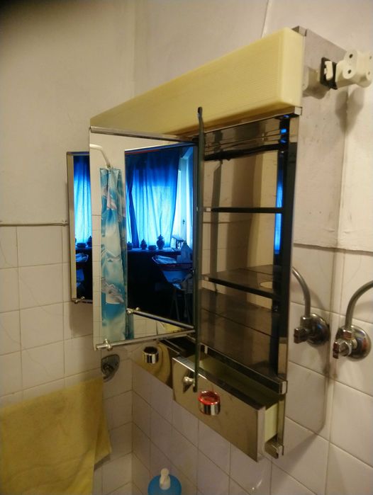 armário em INOX de WC 3 portas + 3 gavetas+ luz + ligação 220 V + Luz