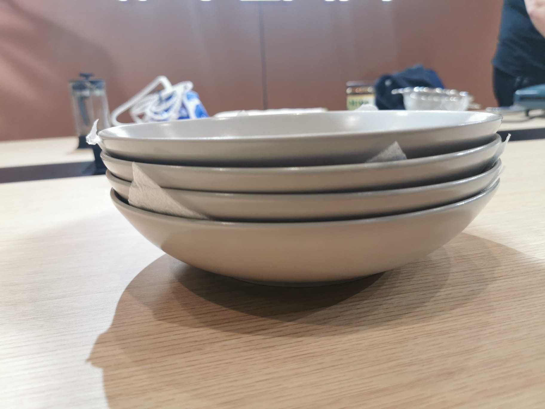 IKEA Talerz głęboki, z połyskiem beżowy, 23 cm - Deep plate