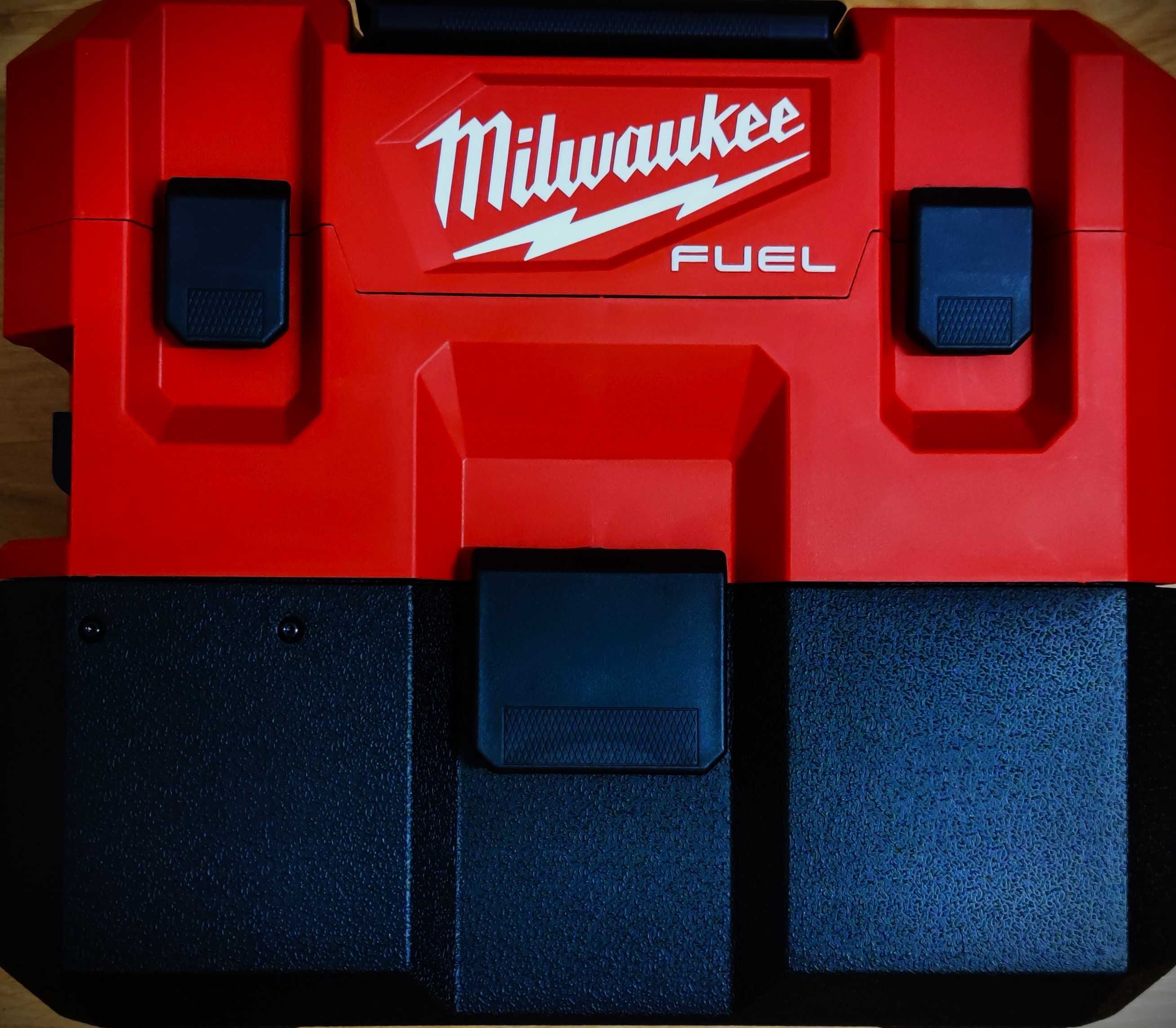 Milwaukee M12 FVCL-0 Odkurzacz na sucho i na mokro
