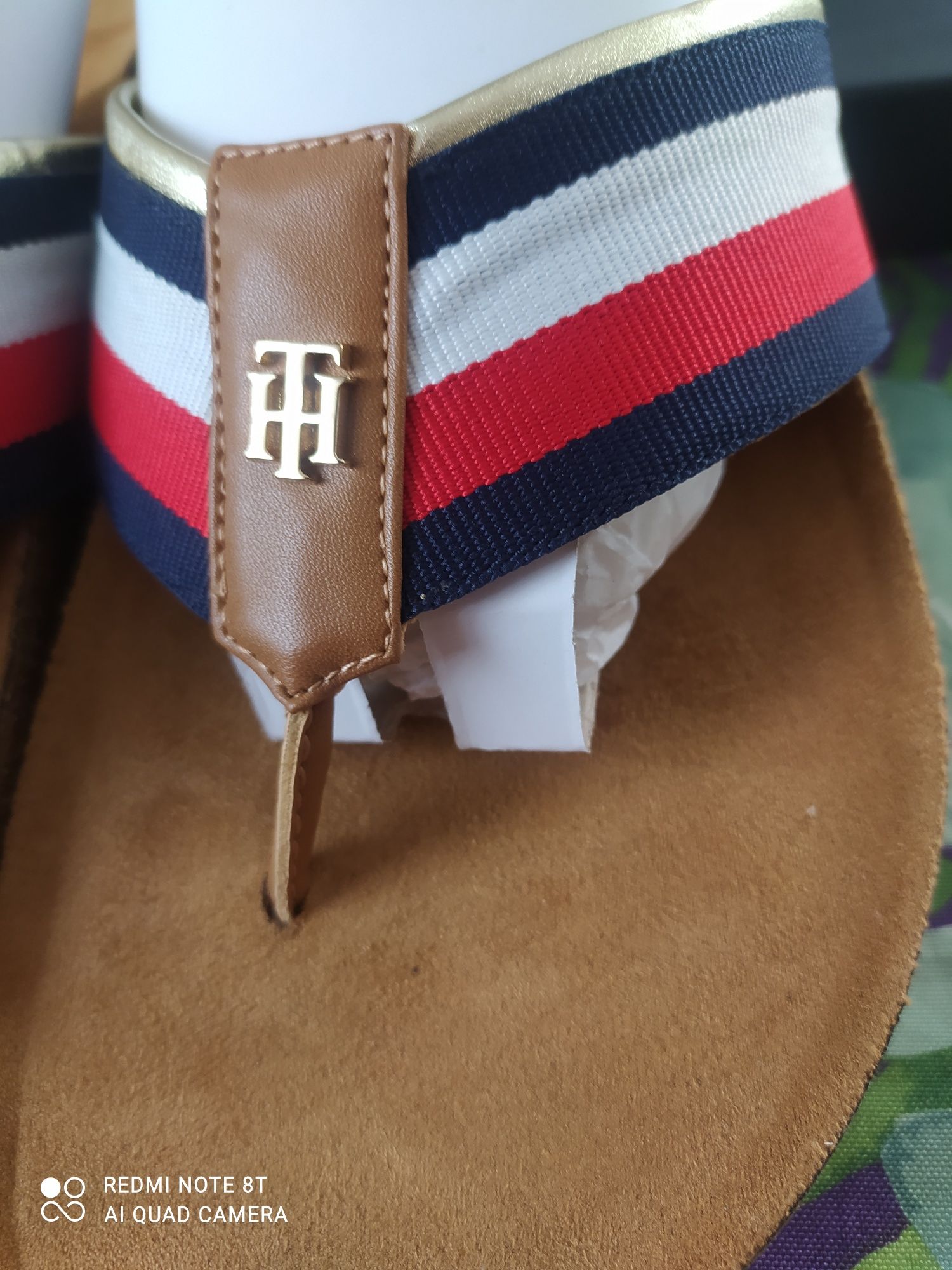 Klapki Tommy Hilfiger rozmiar 38.5 US 8.5