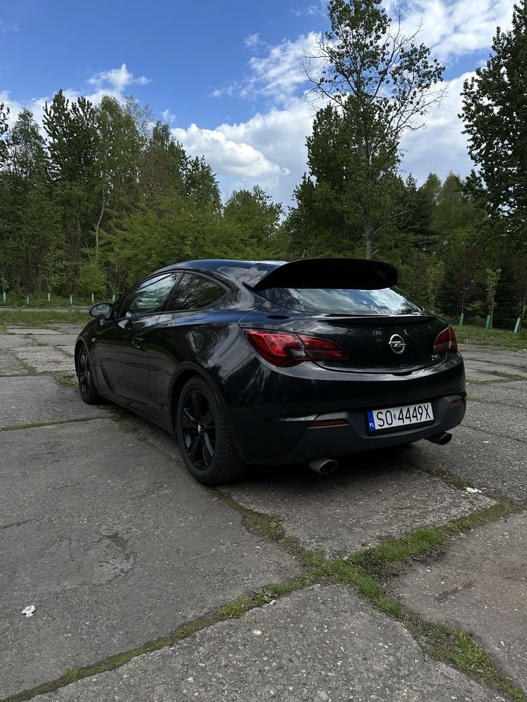 Opel Astra J 1.4 GTC 140KM benzyna