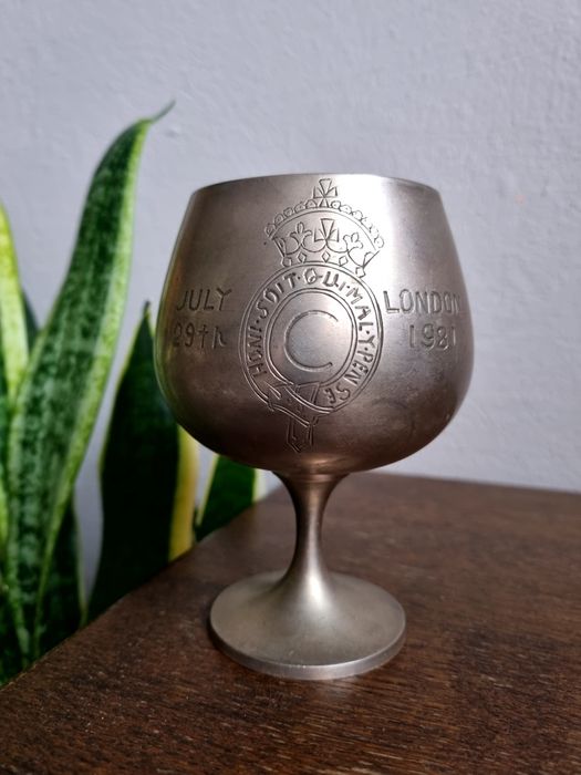 Kielich metalowy kieliszek vintage