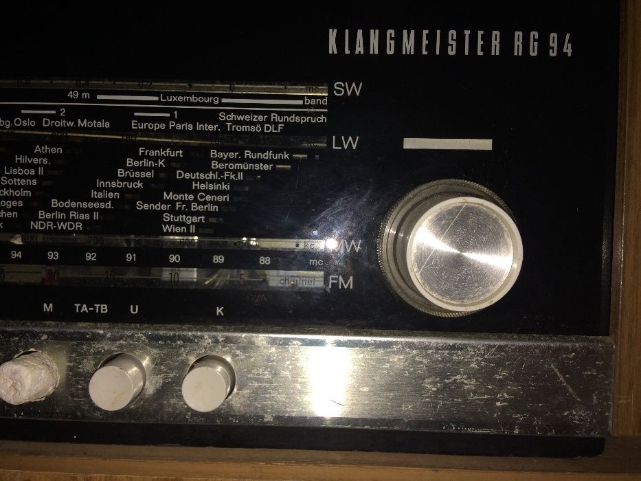 Radio antigo Siemens; D S. &: Klangmeister RG94