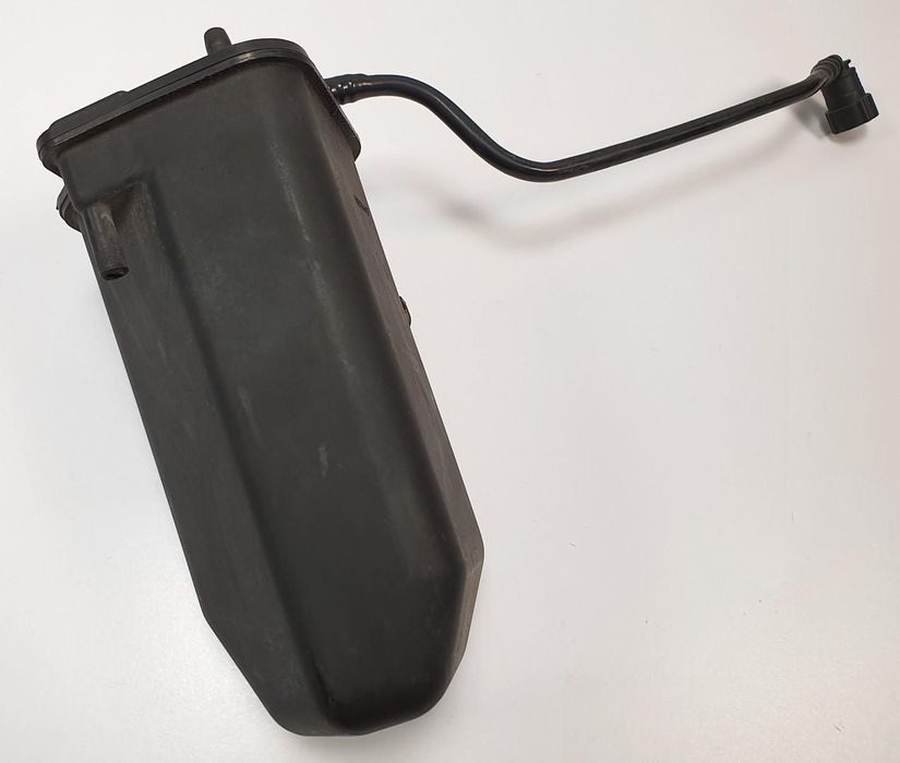 FILTR WĘGLOWY VW GOLF V 1.4 16V 1K0201801C