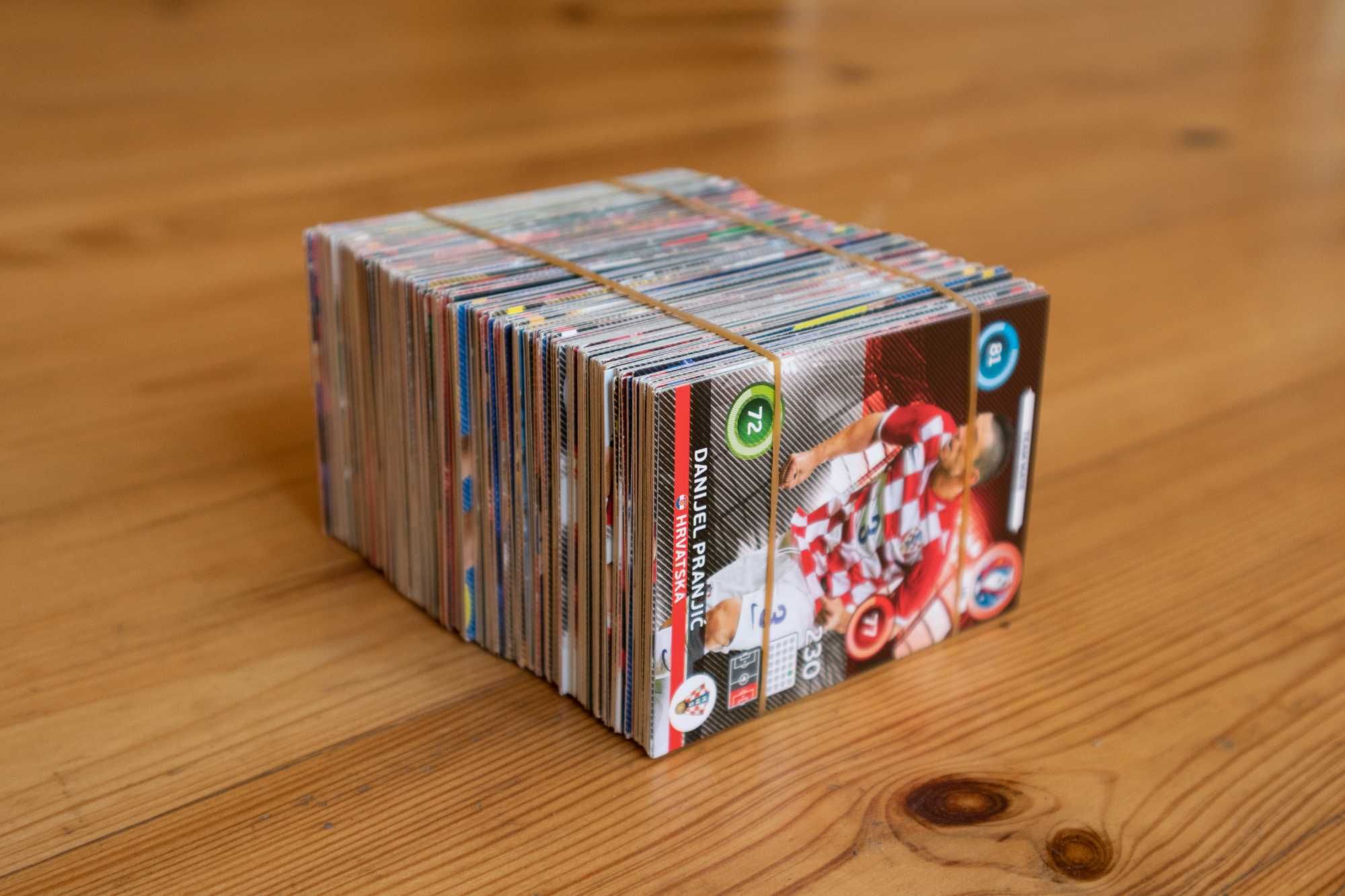 Karty piłkarskie Euro 2016 (Zwykłe, Limity, XXL, Powtórki) + Album