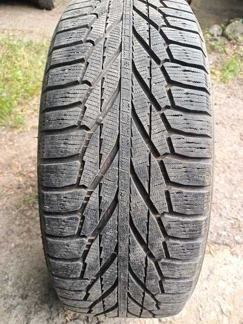 Шини Nokian Hakkapeliitta R2 SUV 245/60 R18 109R XL