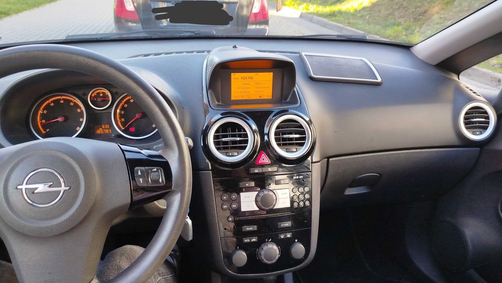 Opel Corsa 1.2 benzyna