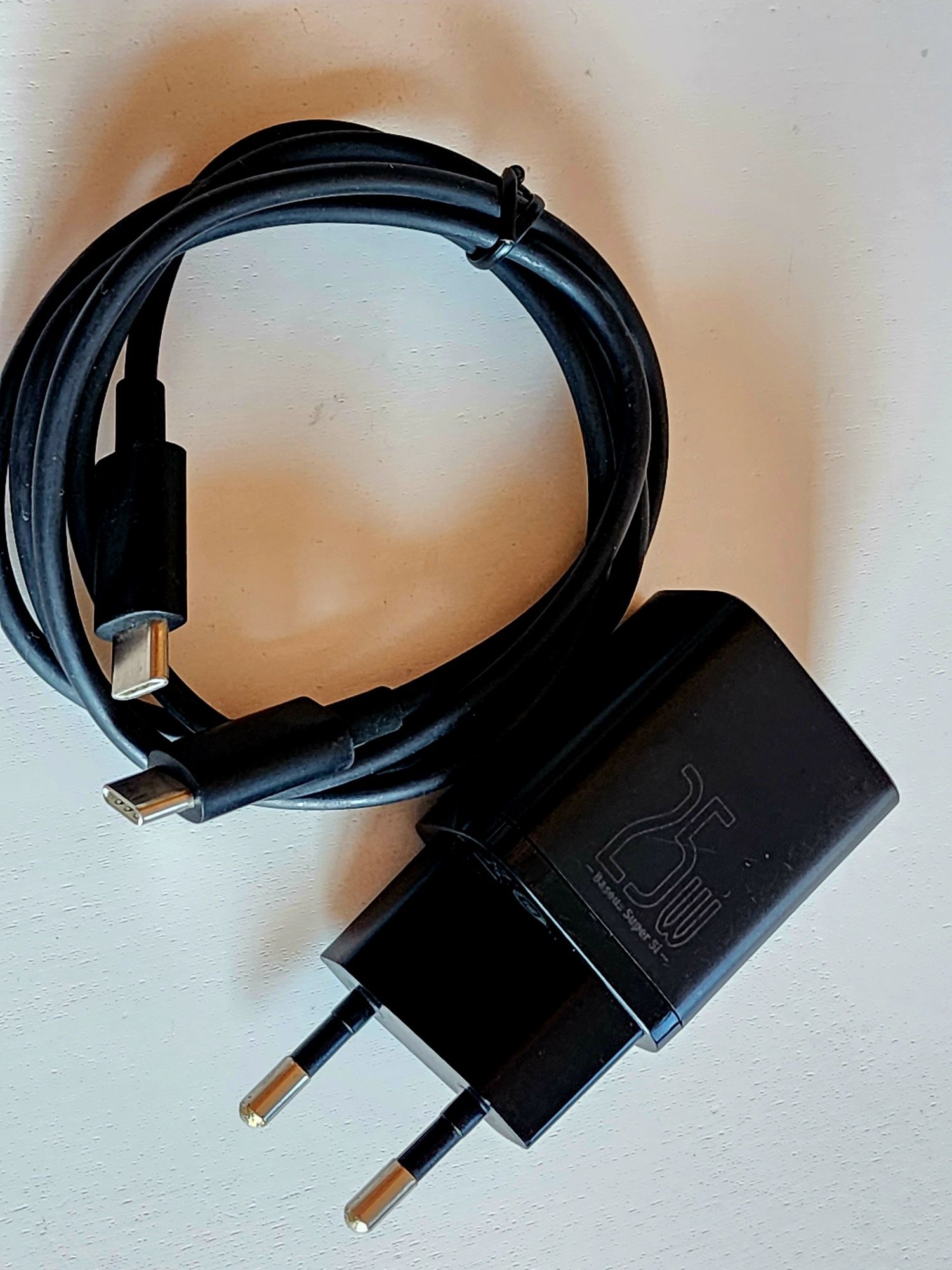 Carregador Baseus (SUPER RÁPIDO)