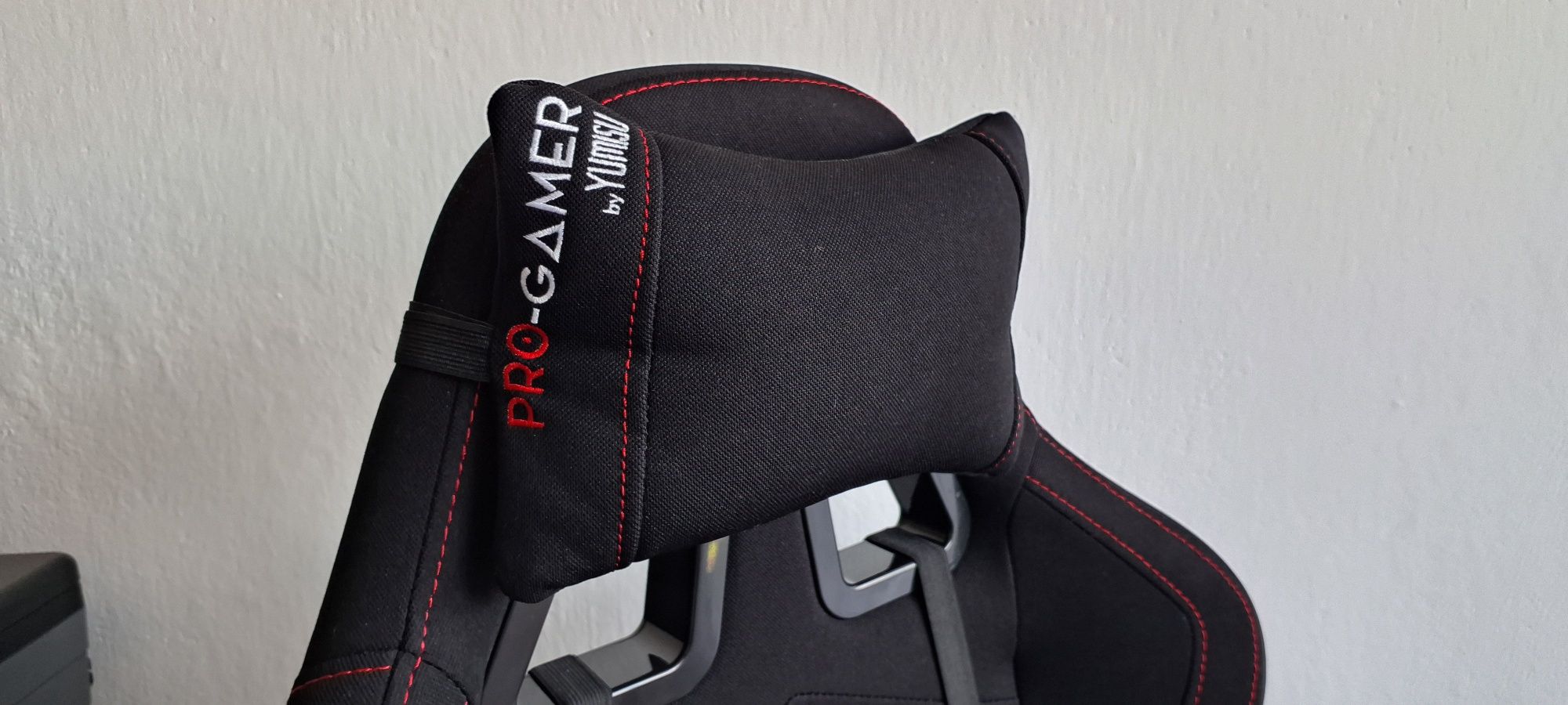 Fotel Pro Gamer by Yumisu Falcon materiałowy czarny