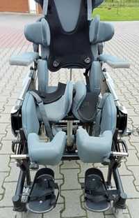 Wózek inwalidzki urządzenie wielofunkcyjne BAFFIN TRIO pionizacja
