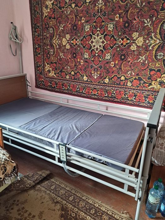 Ліжко для інвалідів