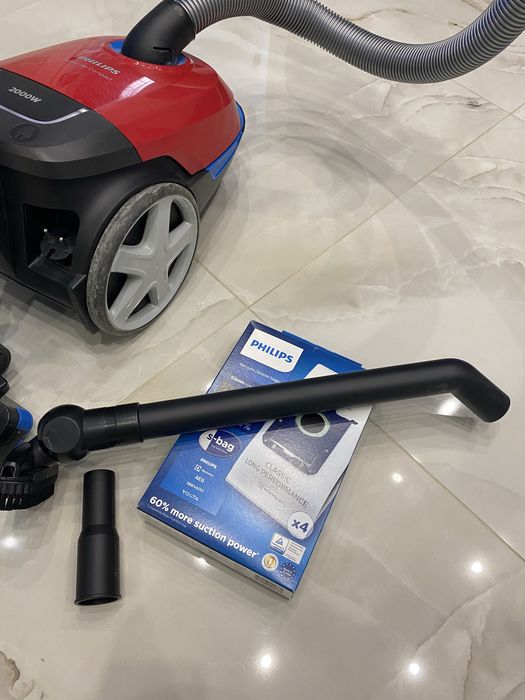 Пилисос Philips 2000W