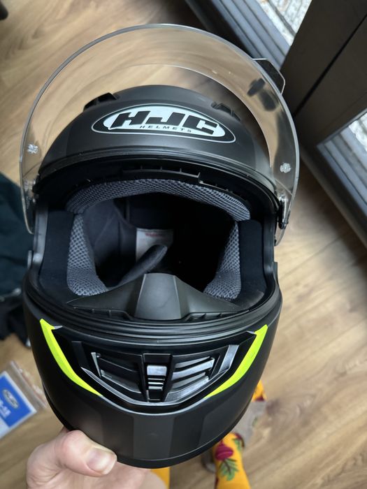 Kask motocyklowy HJC CS15, w dobrym stanie.