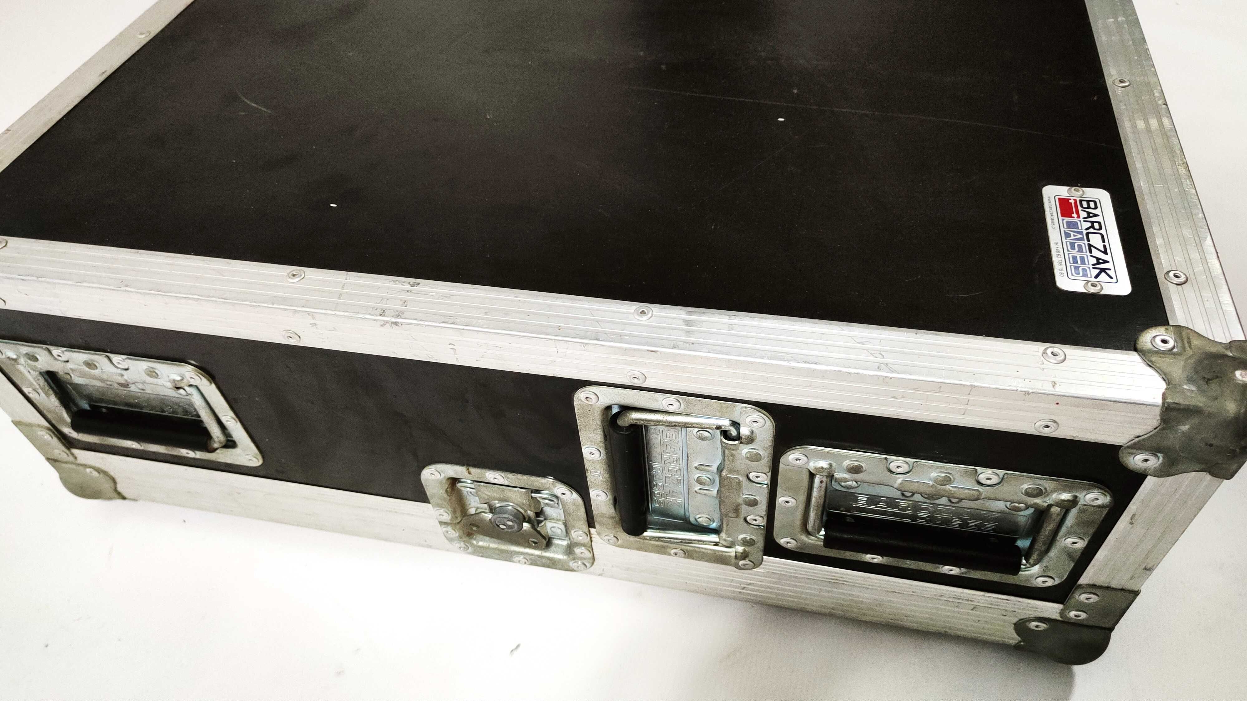 Mikser Analogowy Mackie Onyx 24-4