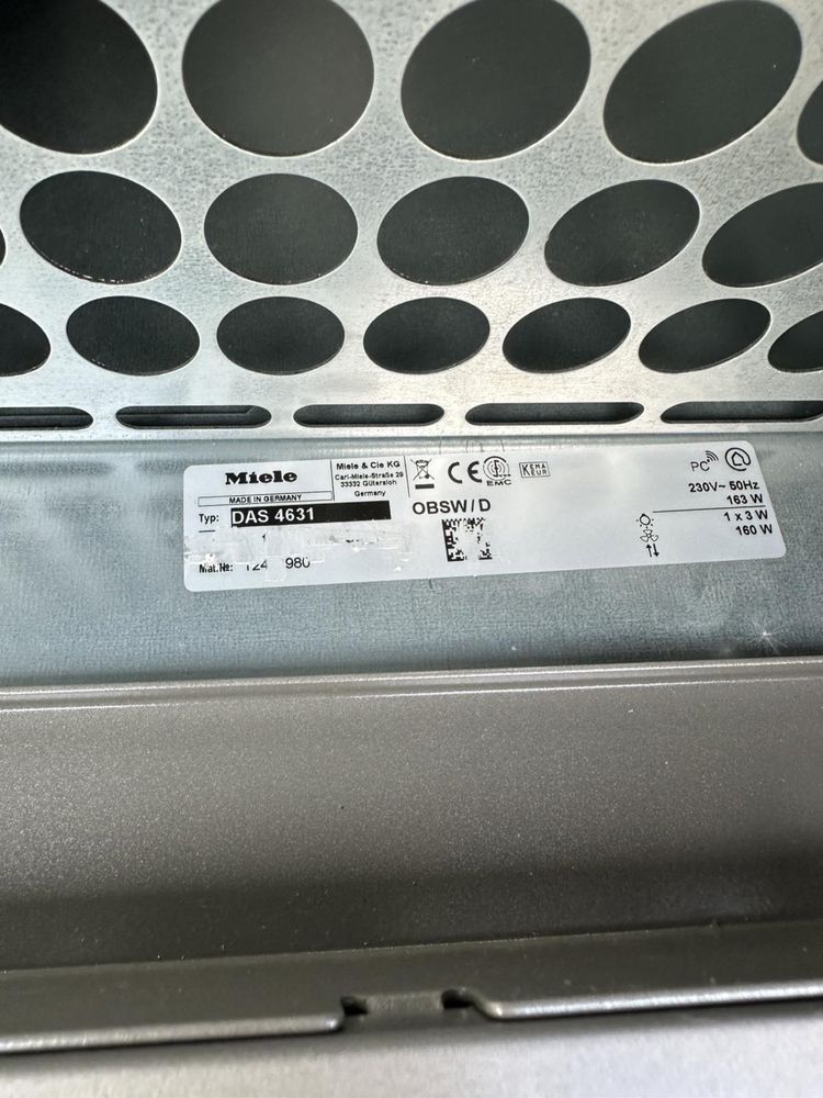 Вбудована витяжка Miele DAS 4631 OBSW