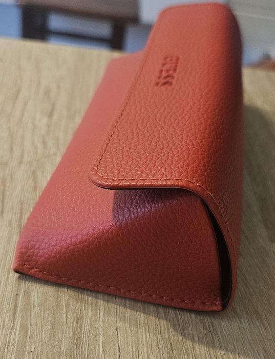 Etui na okulary futerał GUESS Nowe