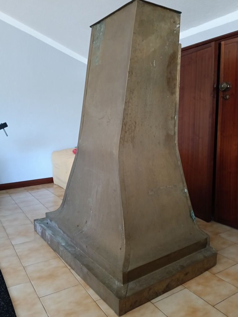 Chaminé em latão