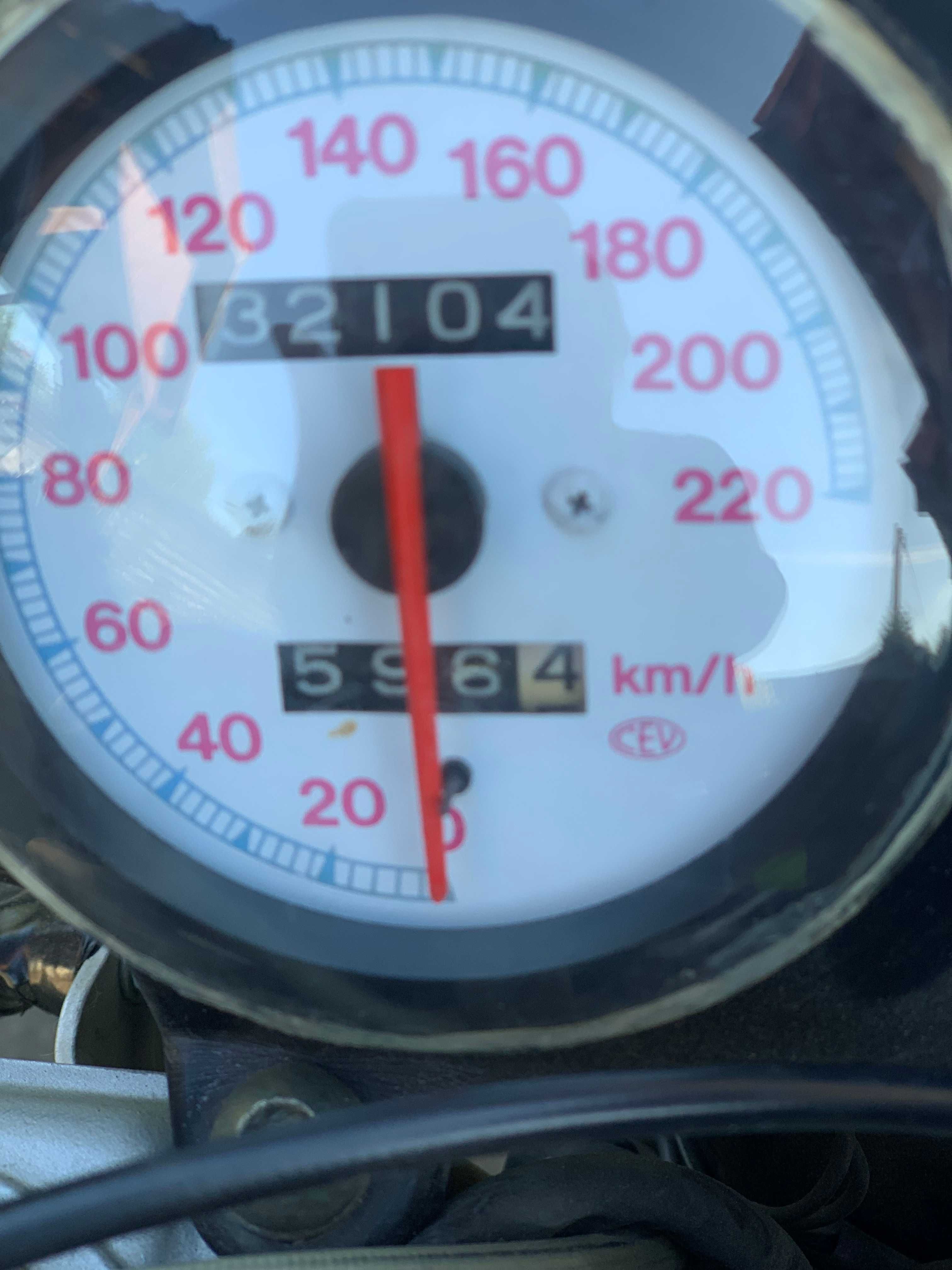motocykl Ducati Monster 600 Dark