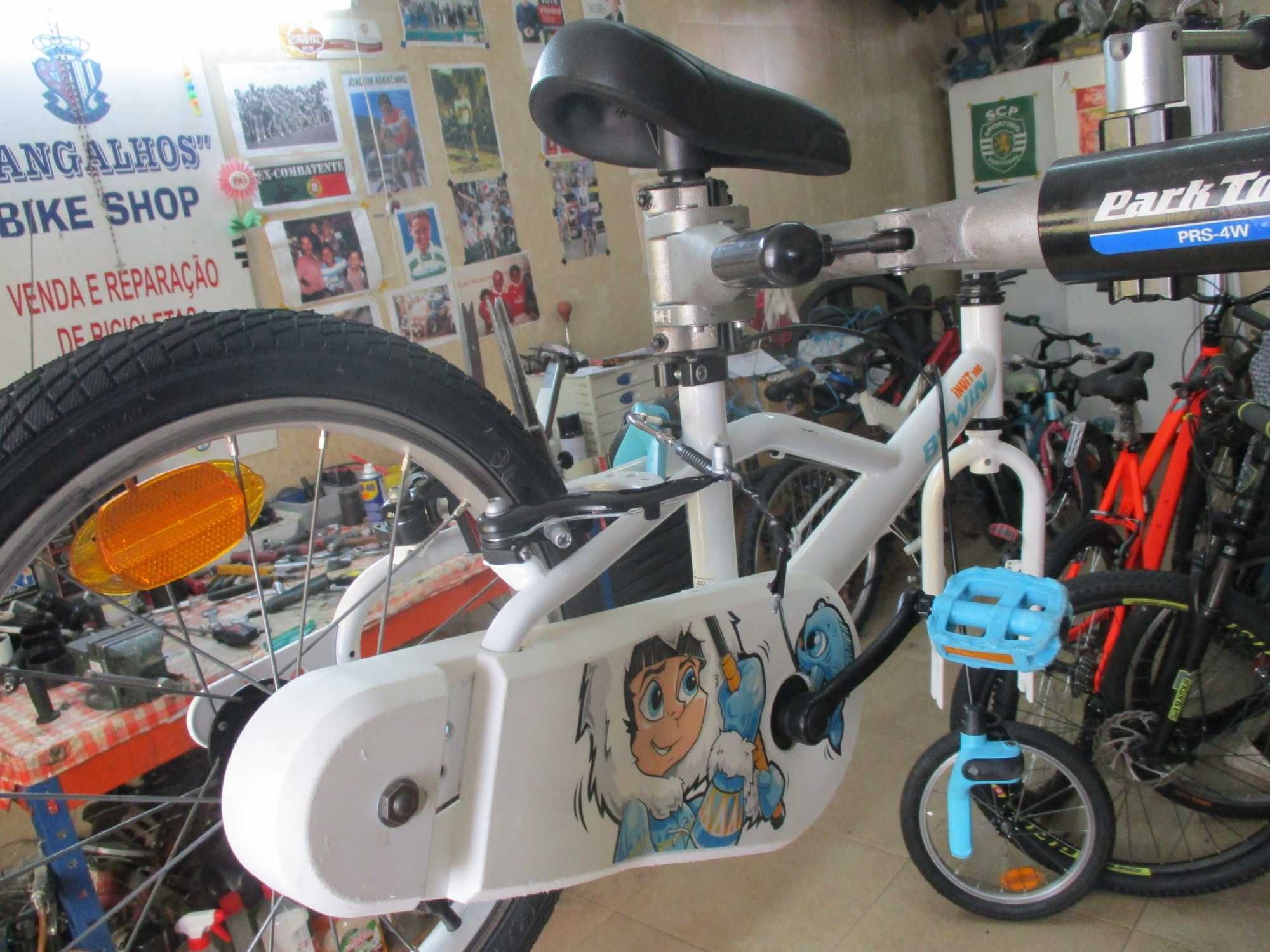Bicicleta Criança 3-5 anos c/ rodinhas