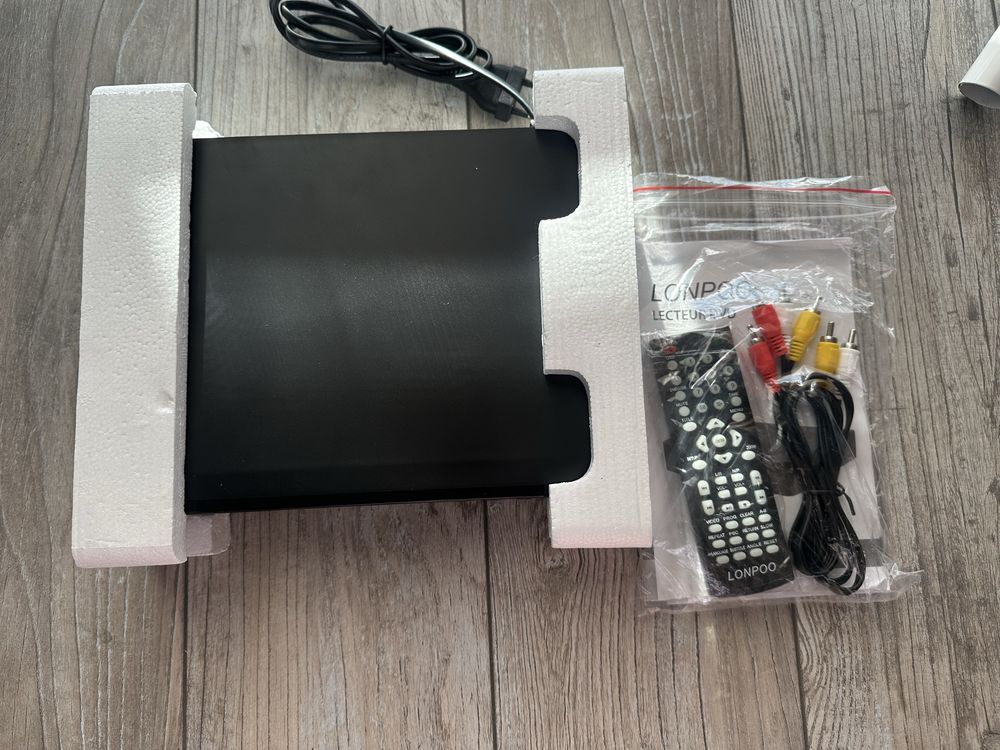 Odtwarzacz DVD - USB LONPOO