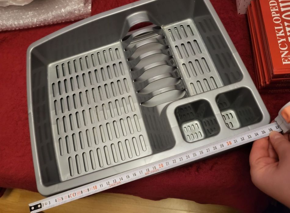 Ociekacz suszarka do naczyń szara sztućce garnki talerze