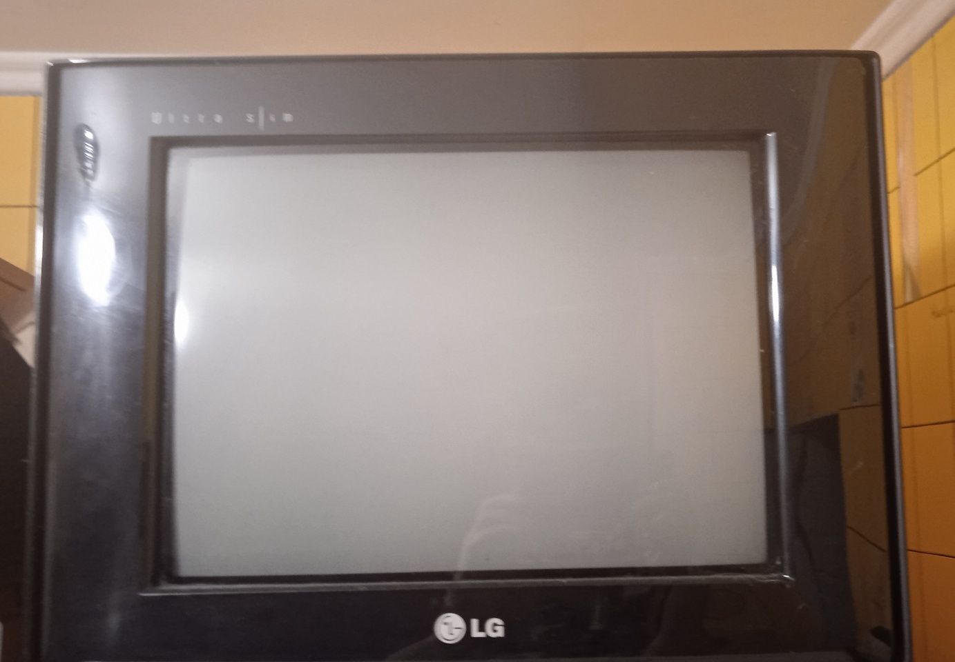 Продам телевізор LG 17 діагональ