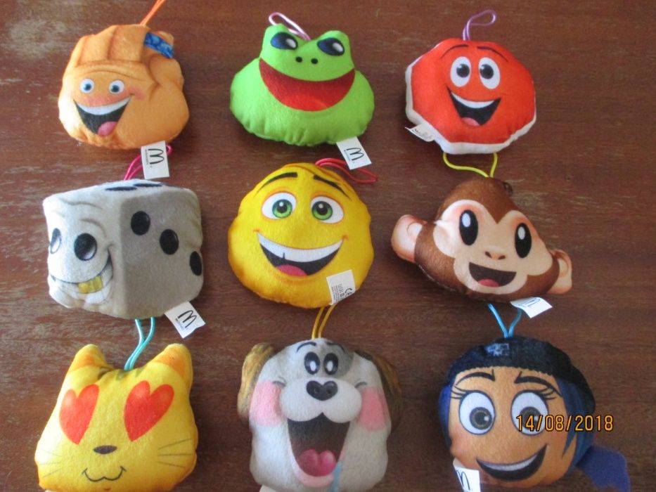 Colecção de 9 almofadinhas para penduraar do Mcdonald