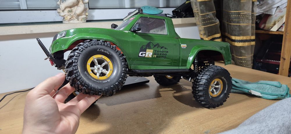 Traxxas TRX4 com bloqueios