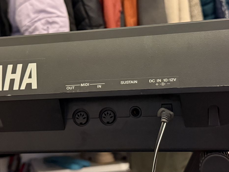 Синтезатор Yamaha psr 320