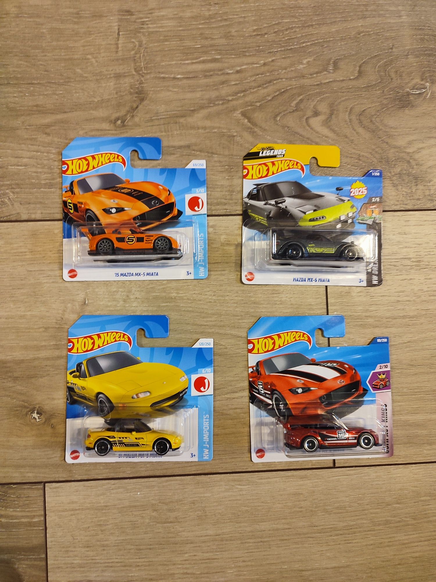Hot wheels mazda mx5 miata 4 sztuki