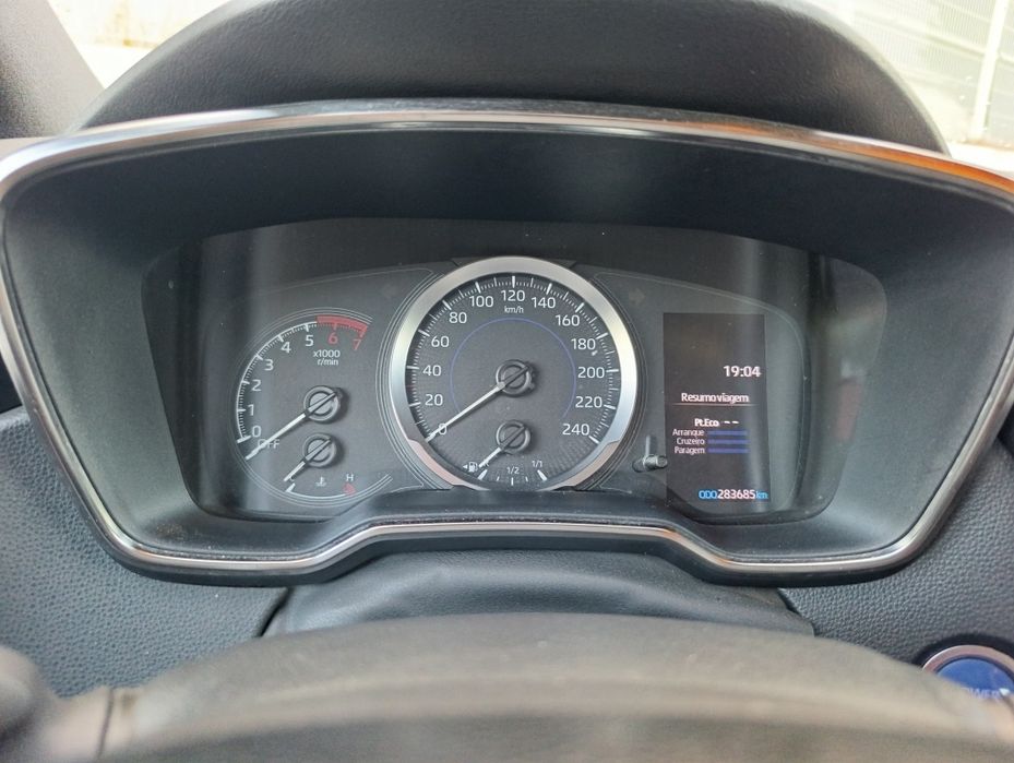 Vendo Toyota Corolla 1.8 hybrid