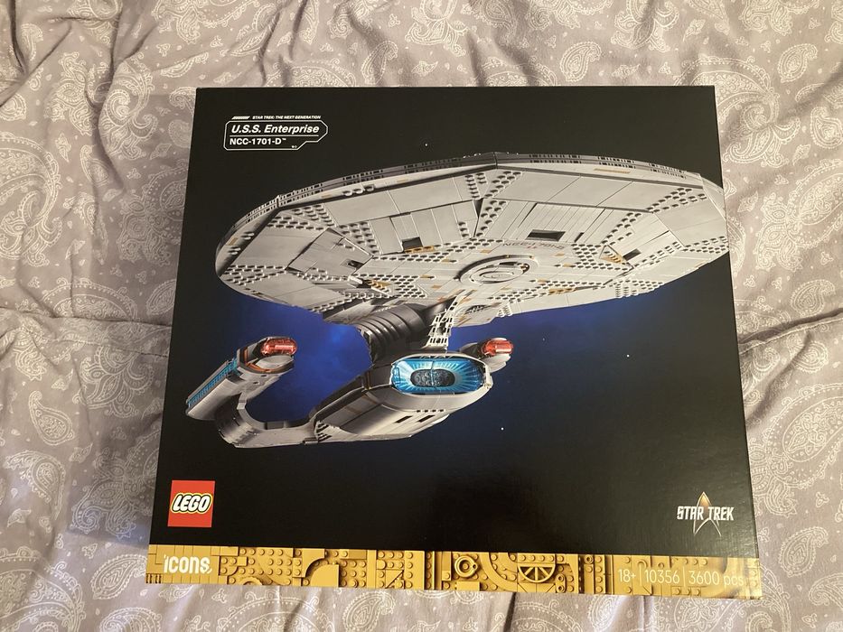 LEGO Star Trek 10356 USS Enterprise NCC-1701-D