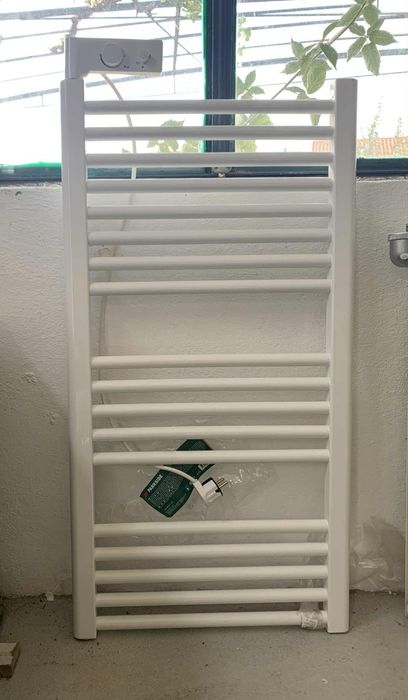 Aquecedor de toalhas para casa de banho.