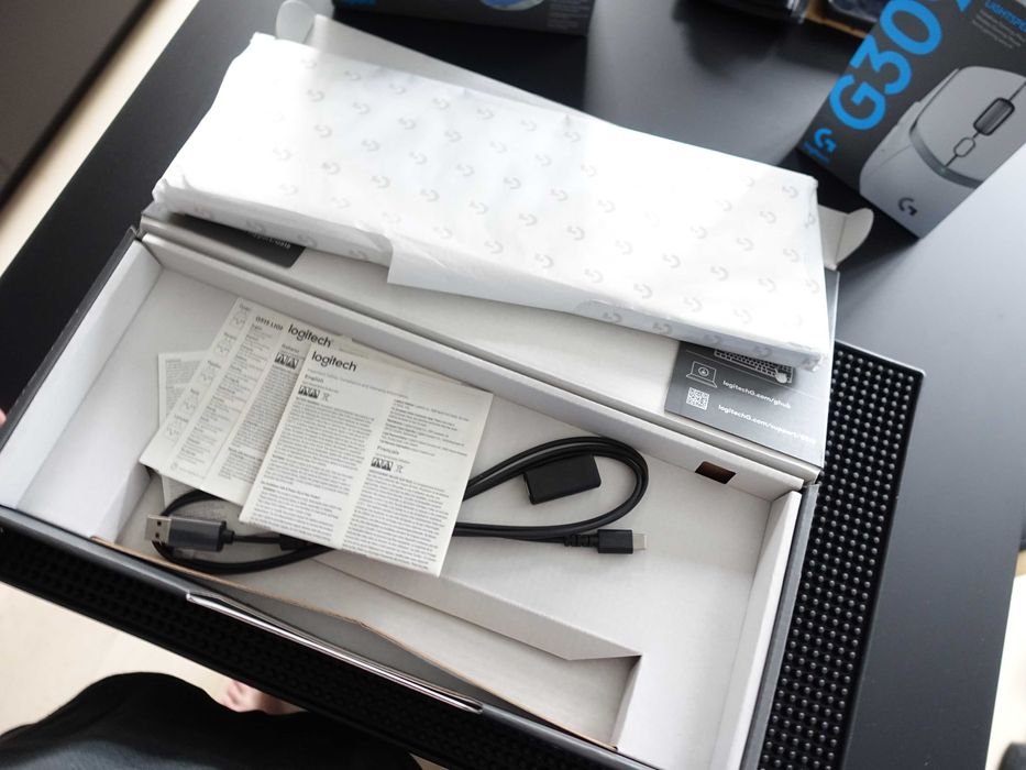 Logitech LIGHTSPEED G515 TLK WHITE klawiatura bezprzewodowa do gier