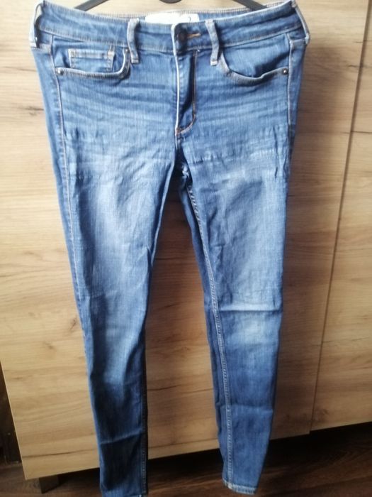 Spodnie dżinsowe Abercrombie S XS