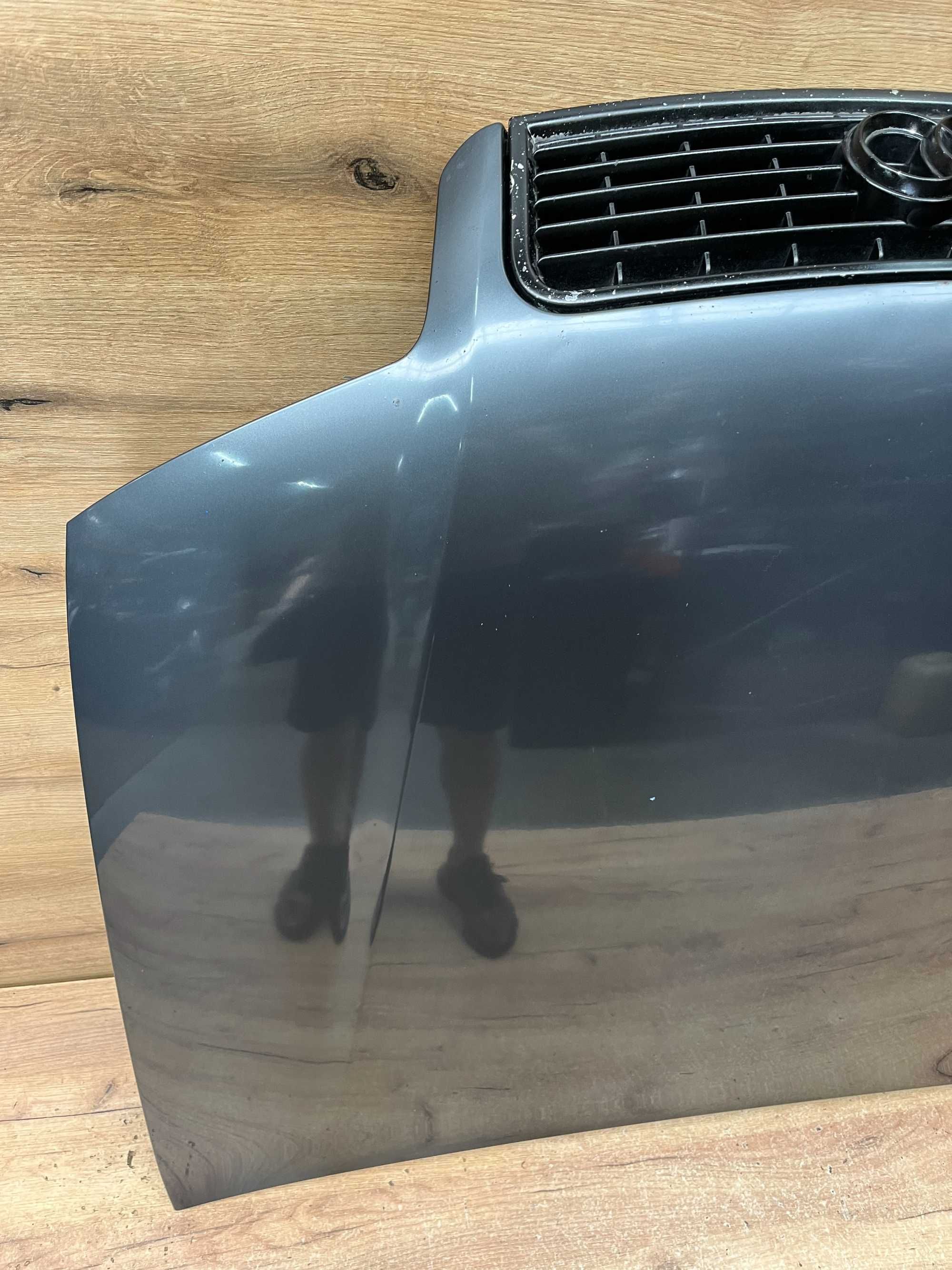 Maska Audi A4 B6 kolor lx7z