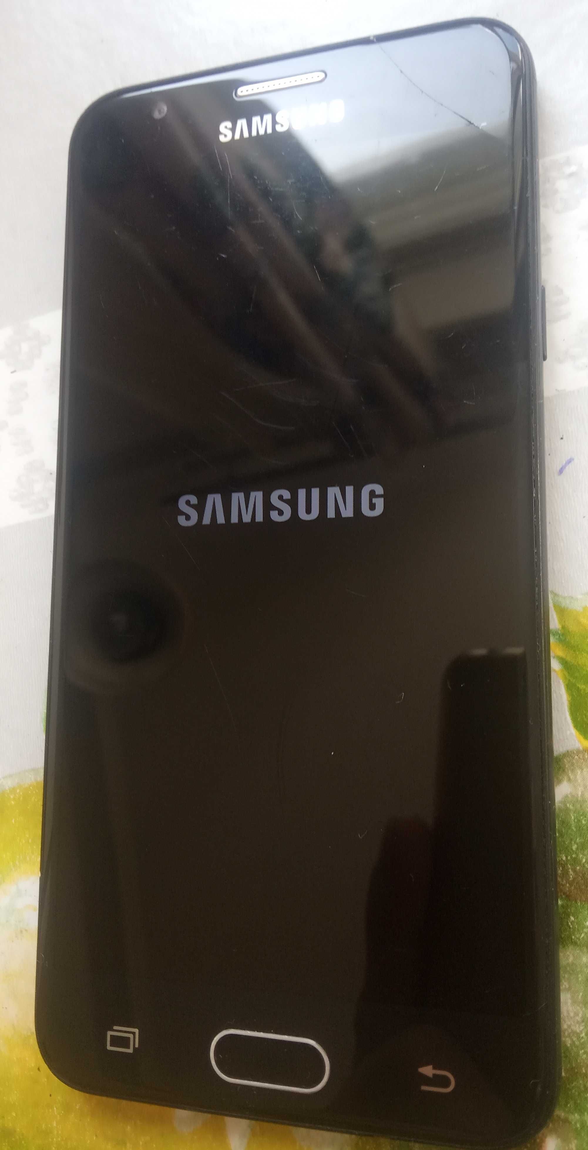 Продам телефон Samsung Galaxy J5. Б/У.