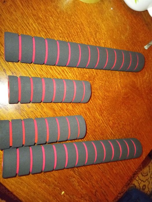 Грипсы неопреновые для турника, брусьев  (комплект)