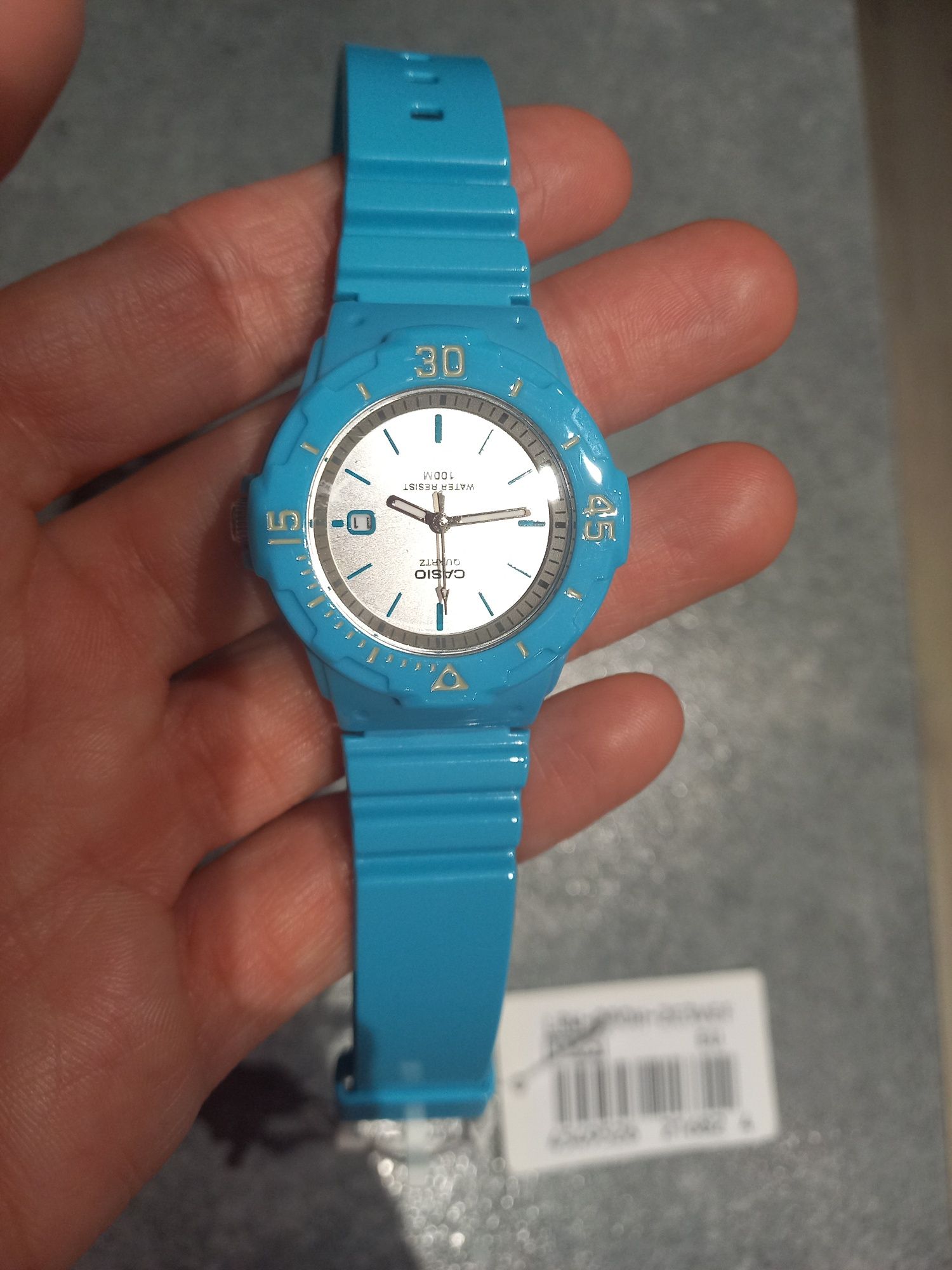 Zegarek Casio LRW-200H-2E3VEF