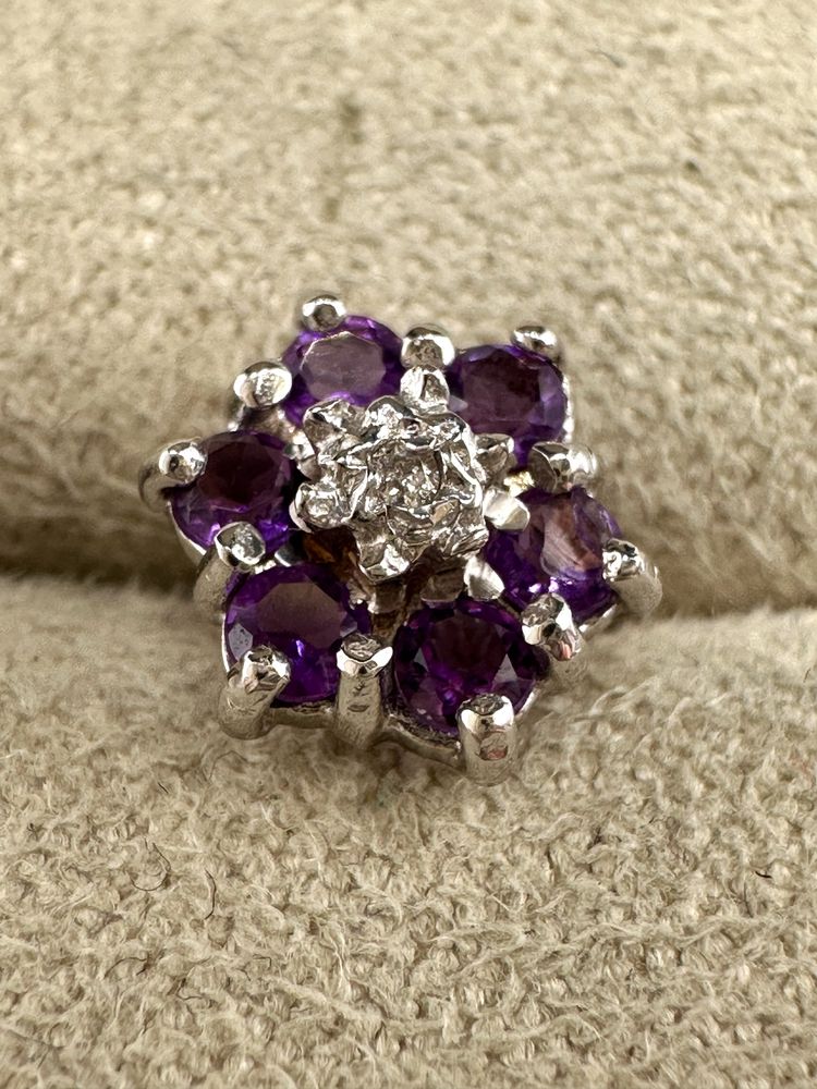 Złote kolczyki z ametystami 0,48ct i diamentami 0,01ct