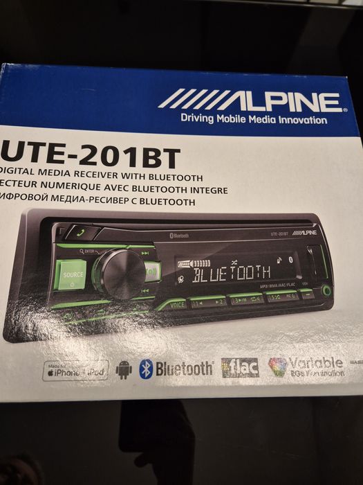 Продам Автомагнітолу ALPINE UTE-201BT